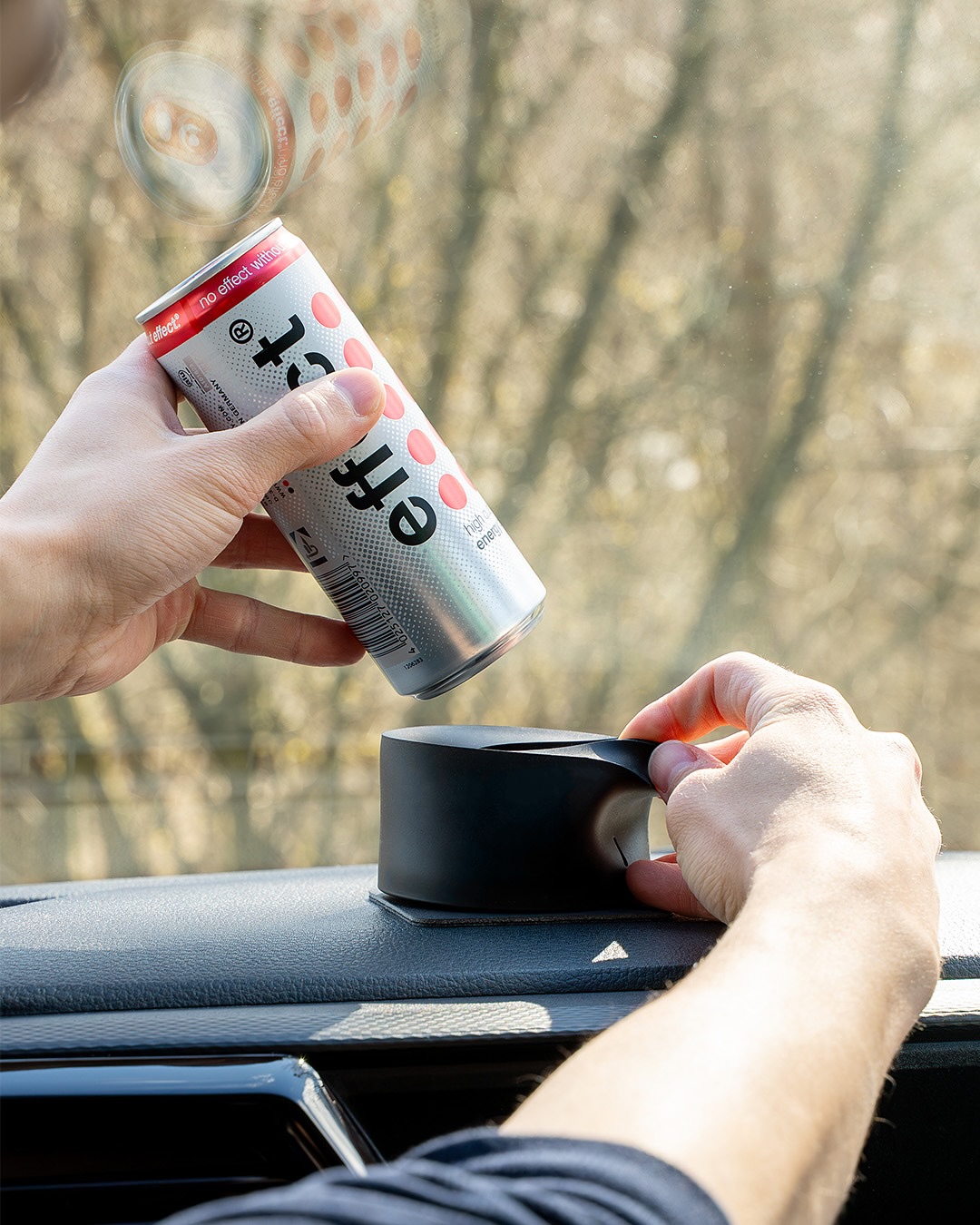 Magnetic Holder UNIVERSAL for cans and bottles (缶ボトルホルダー)